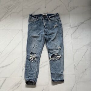 Distressed High-Rise Light Blue Denim Jeans - Women